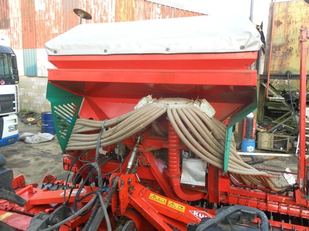 Seed Drill Kuhn Combination Drill 4 metre 