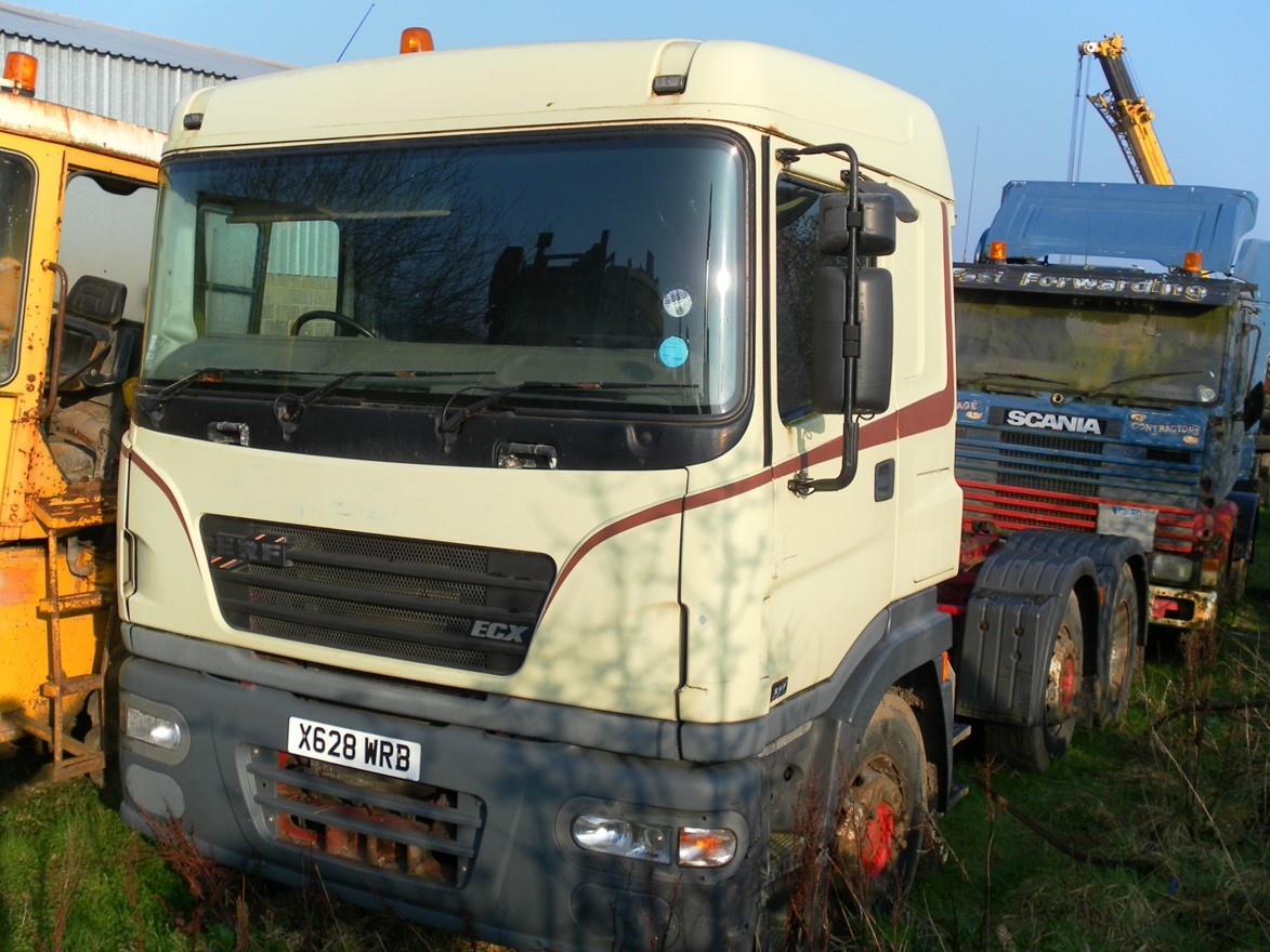 Tractor Unit ERF ECX 